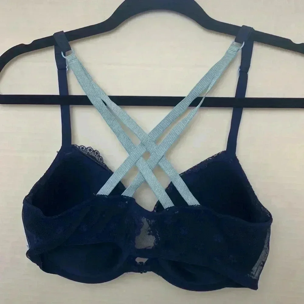 Victoria Secrets Lightly Lined Front Closure Demi Bra
